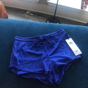 Alo yoga short